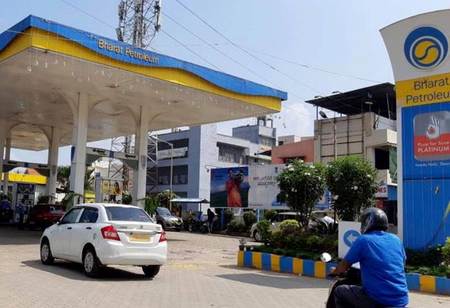 Govt nominates new chairman of privatisation-bound BPCL