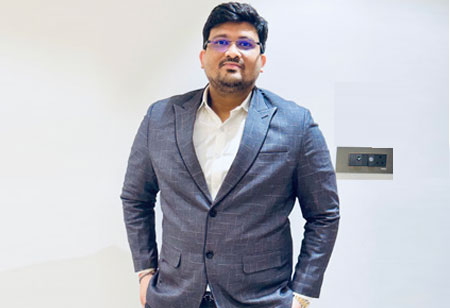  Prateek Jain, Director, LJIPL